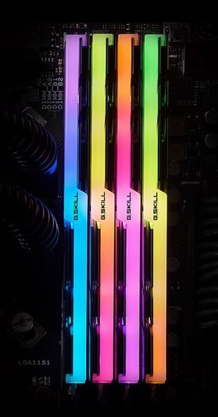 GEARVN - Ram G.Skill Trident Z 1x8GB RGB 3200 (F4-3200C16S-8GTZR)