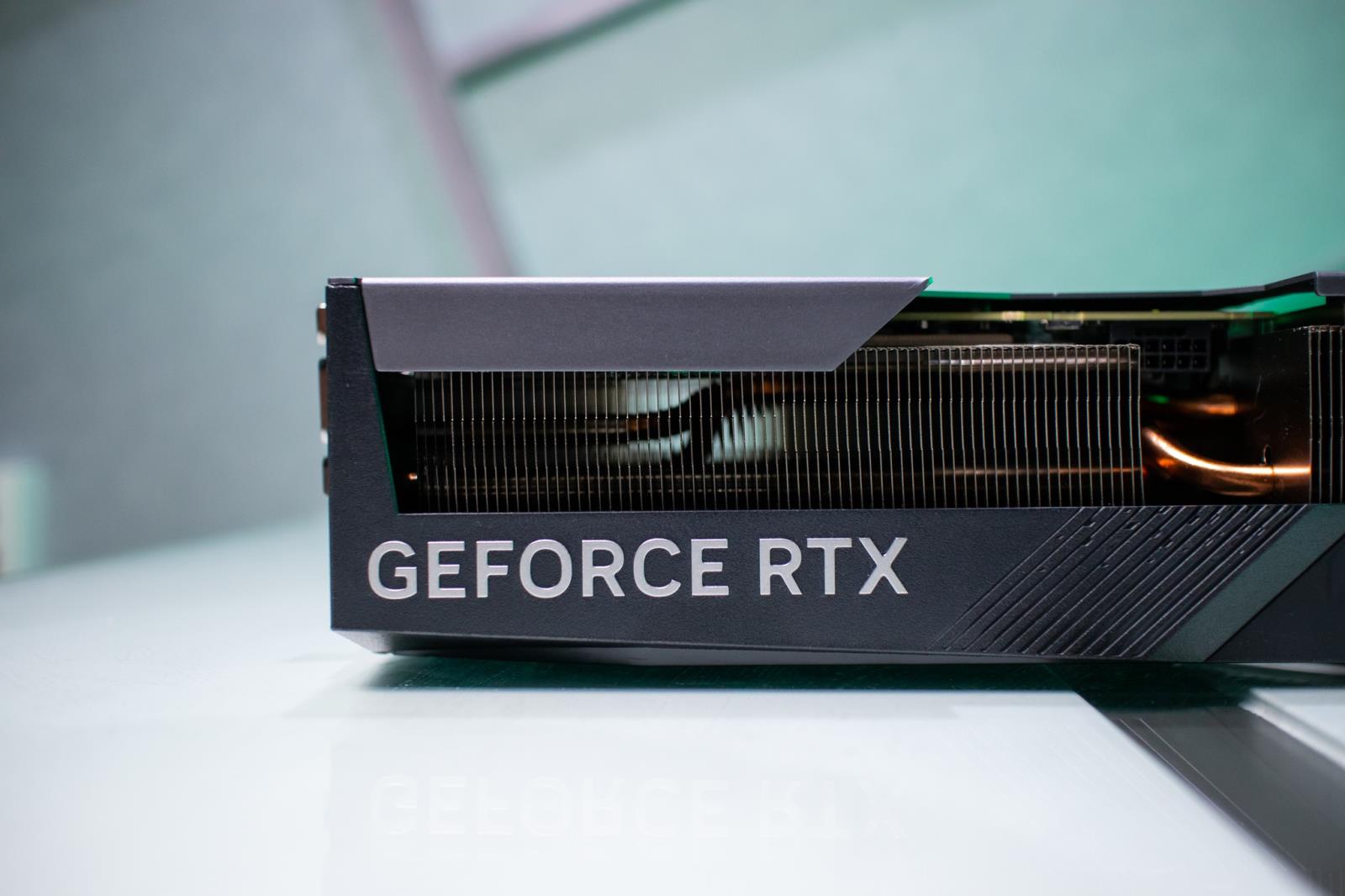 Card màn hình / VGA Gigabyte RTX 4070 Ti Aorus Master 12GB (N407TAORUS M -12GD)