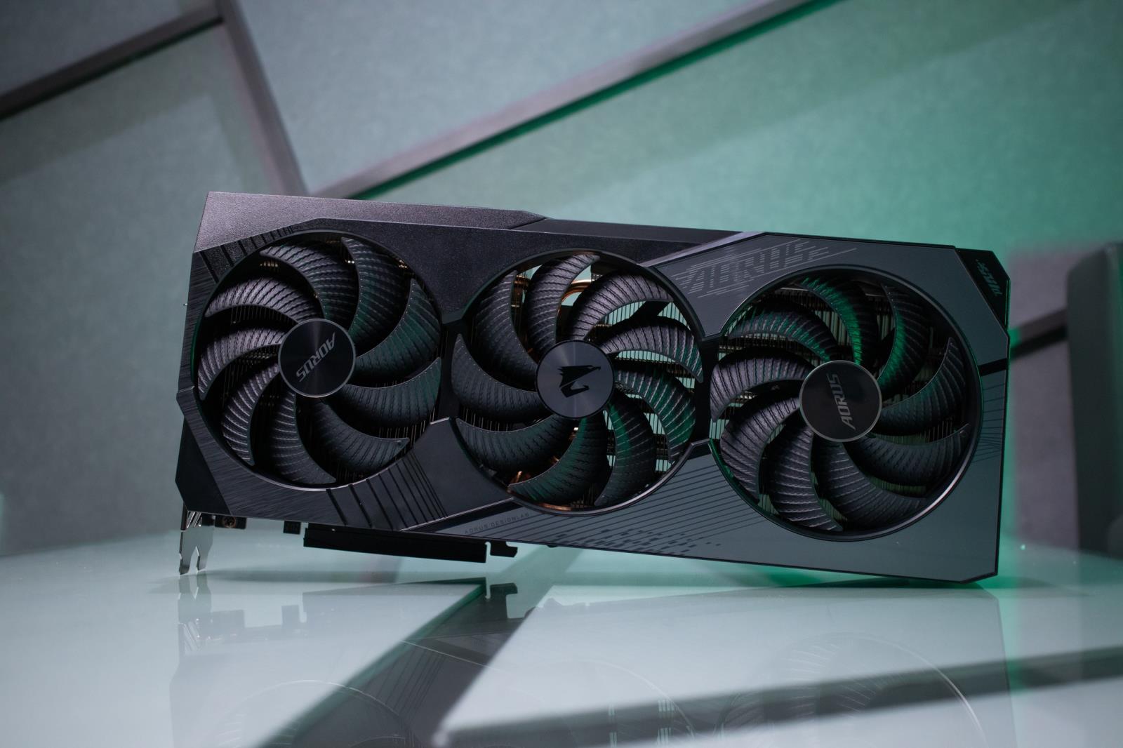 Card màn hình / VGA Gigabyte RTX 4070 Ti Aorus Master 12GB (N407TAORUS M -12GD)