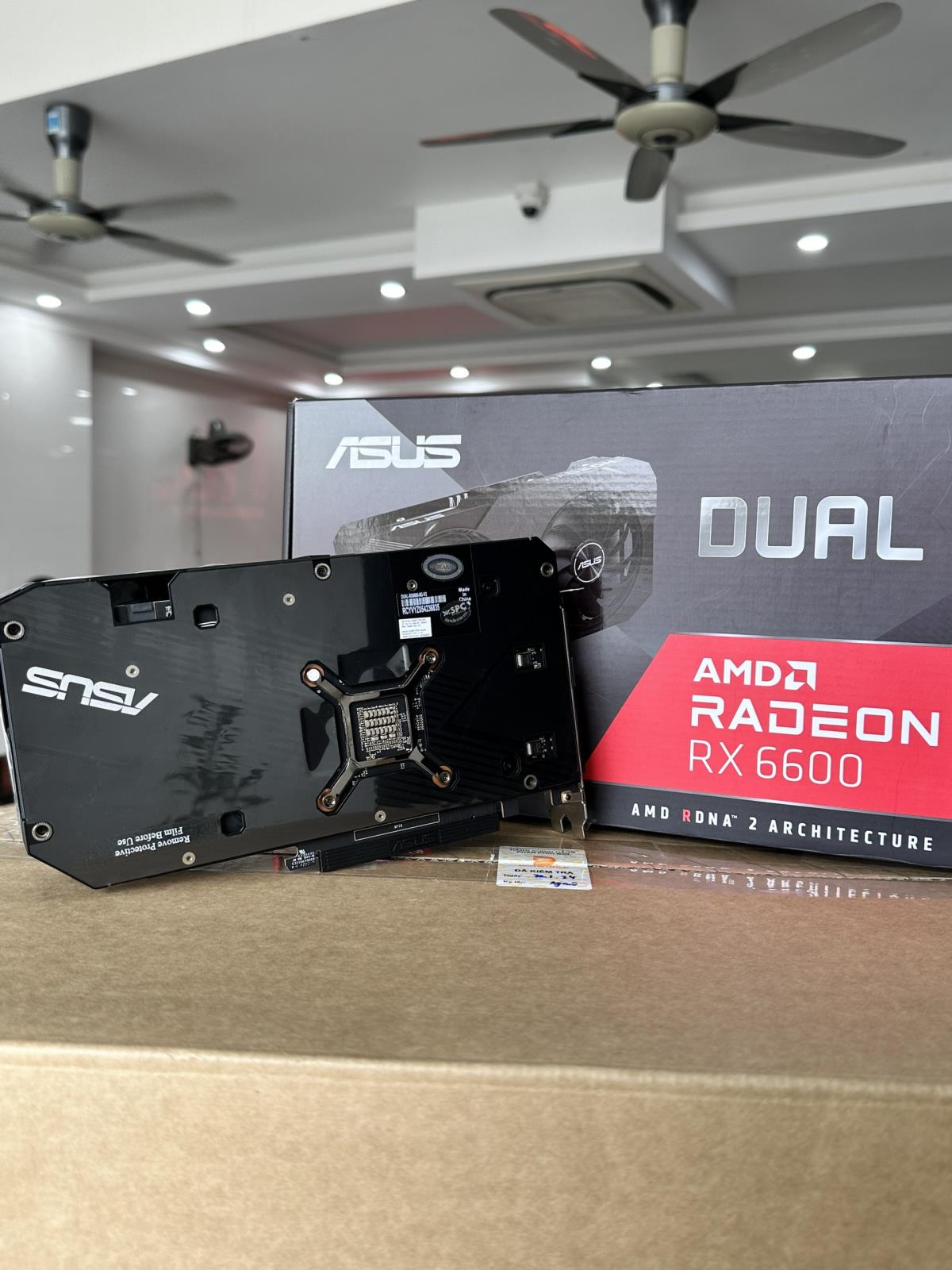 Card màn hình / VGA  ASUS Dual Radeon RX 6600 8GB V2 GDDR6 (DUAL-RX6600-8G-V2)